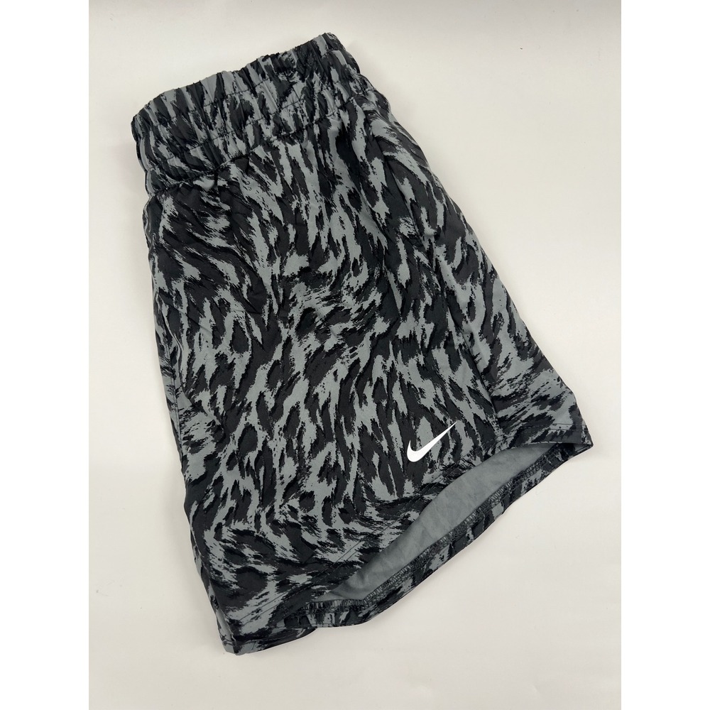 Nike One Kids Medium Grey Black Animal Print Training Shorts FQ4527-084 NEW